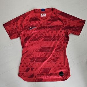 Nike USA Stadium 2019 Women's Away Soccer USWNT Jersey S Shirt Red AJ4397-689